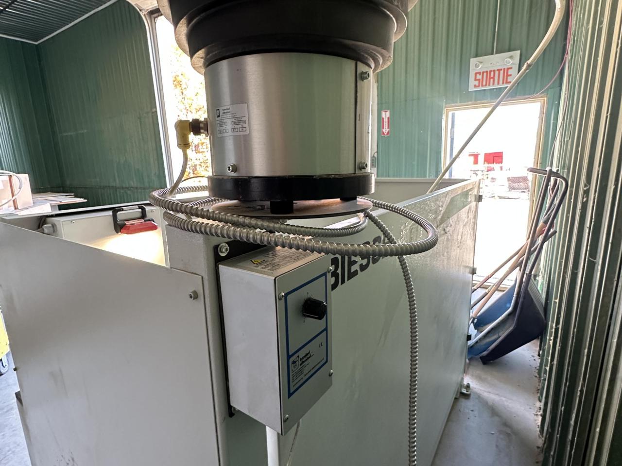 Goujonneuse Biesse Elix