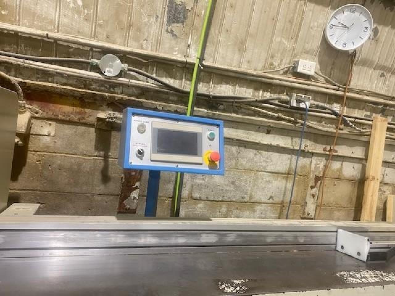cut-off-saw