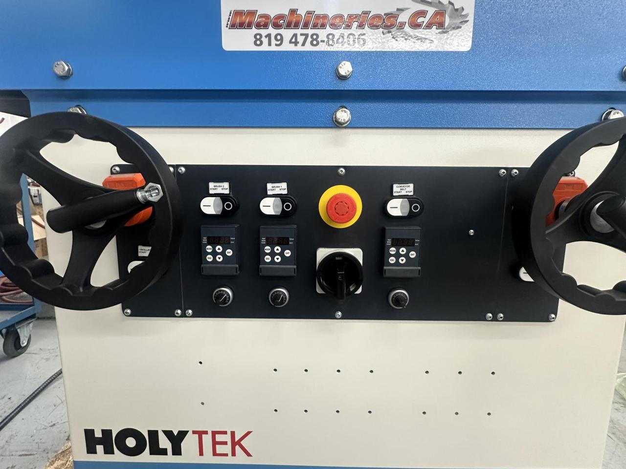 Brush sanding machine