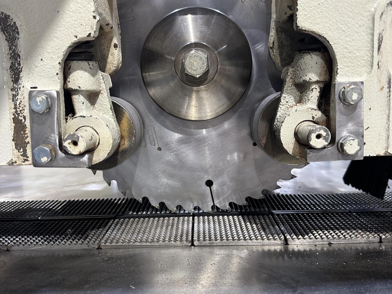 rip saw