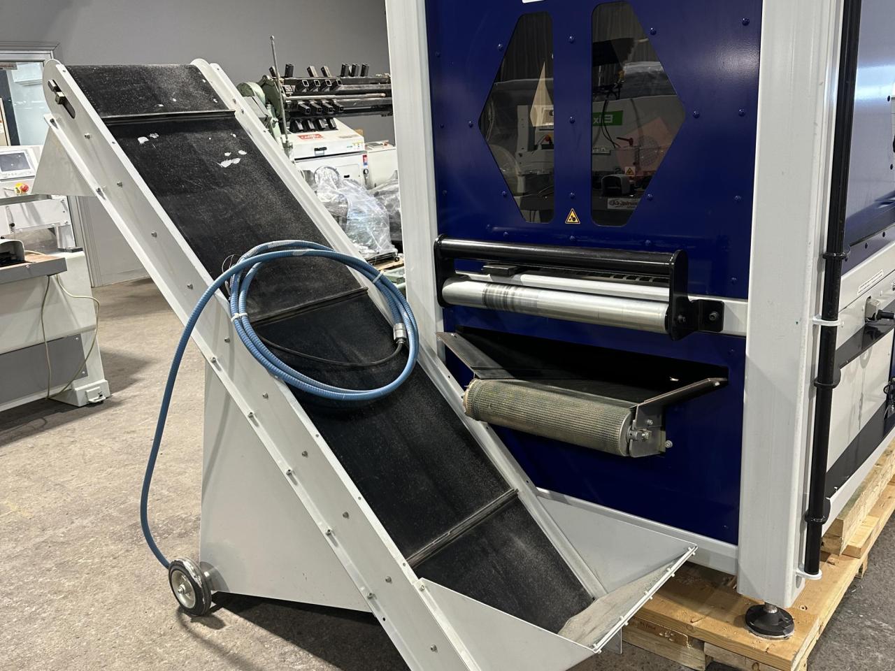 Cut-off saw
