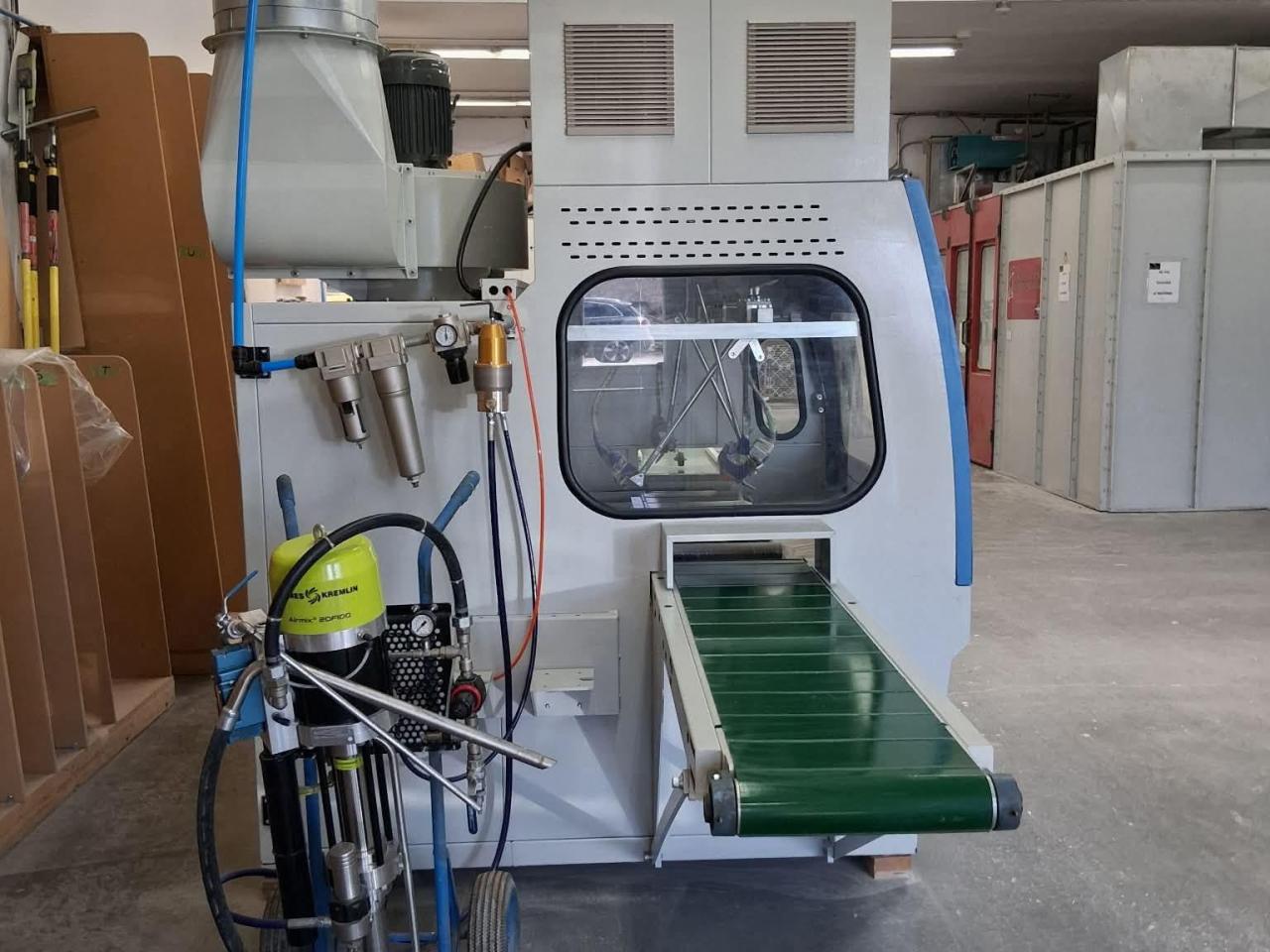 Spray booth